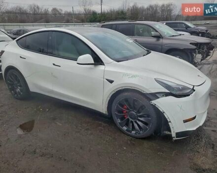 Белый Тесла Model Y, объемом двигателя 0 л и пробегом 34 тыс. км за 19000 $, фото 5 на Automoto.ua