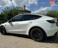 Белый Тесла Model Y, объемом двигателя 0 л и пробегом 33 тыс. км за 32000 $, фото 1 на Automoto.ua