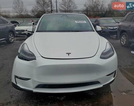 Белый Тесла Model Y, объемом двигателя 0 л и пробегом 34 тыс. км за 19000 $, фото 4 на Automoto.ua