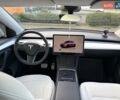 Белый Тесла Model Y, объемом двигателя 0 л и пробегом 47 тыс. км за 32500 $, фото 18 на Automoto.ua