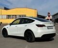 Белый Тесла Model Y, объемом двигателя 0 л и пробегом 23 тыс. км за 27500 $, фото 4 на Automoto.ua