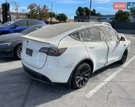 Белый Тесла Model Y, объемом двигателя 0 л и пробегом 22 тыс. км за 29500 $, фото 20 на Automoto.ua