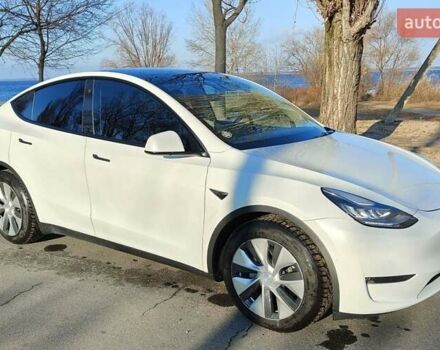 Белый Тесла Model Y, объемом двигателя 0 л и пробегом 100 тыс. км за 24444 $, фото 4 на Automoto.ua