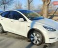 Белый Тесла Model Y, объемом двигателя 0 л и пробегом 100 тыс. км за 24444 $, фото 4 на Automoto.ua