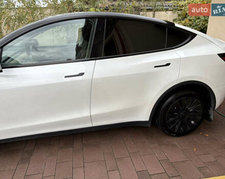 Тесла Model Y 2023 в Новояворовск на Automoto.ua Белый Тесла Model Y, объемом двигателя 0 л и пробегом 41 тыс. км за 28300 $, фото 12 на Automoto.ua