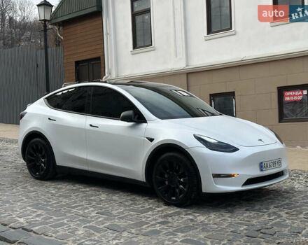 Білий Тесла Model Y, об'ємом двигуна 0 л та пробігом 20 тис. км за 29999 $, фото 3 на Automoto.ua