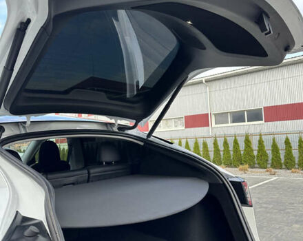 Белый Тесла Model Y, объемом двигателя 0 л и пробегом 24 тыс. км за 32000 $, фото 9 на Automoto.ua