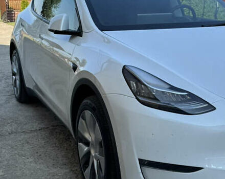 Белый Тесла Model Y, объемом двигателя 0 л и пробегом 35 тыс. км за 33000 $, фото 4 на Automoto.ua
