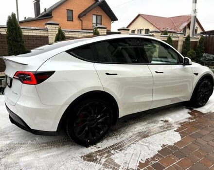 Белый Тесла Model Y, объемом двигателя 0 л и пробегом 25 тыс. км за 42500 $, фото 4 на Automoto.ua