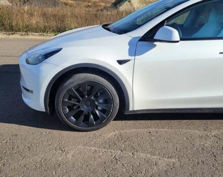 Белый Тесла Model Y, объемом двигателя 0 л и пробегом 4 тыс. км за 27400 $, фото 19 на Automoto.ua