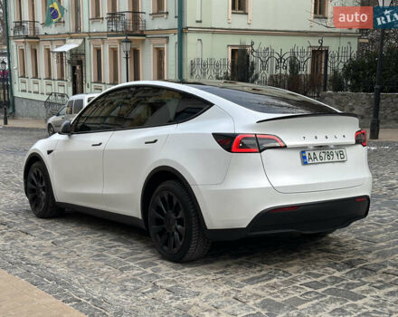Білий Тесла Model Y, об'ємом двигуна 0 л та пробігом 20 тис. км за 29999 $, фото 2 на Automoto.ua