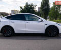 Белый Тесла Model Y, объемом двигателя 0 л и пробегом 27 тыс. км за 31000 $, фото 1 на Automoto.ua