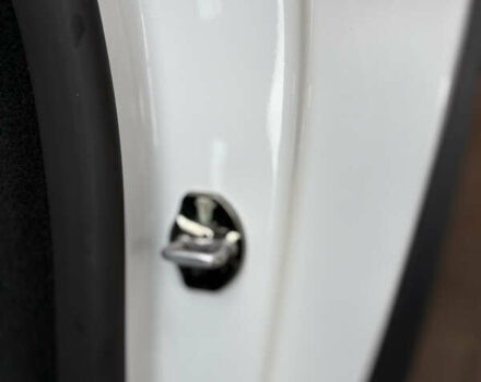 Тесла Model Y 2023 в Новояворовск на Automoto.ua Белый Тесла Model Y, объемом двигателя 0 л и пробегом 41 тыс. км за 28300 $, фото 22 на Automoto.ua