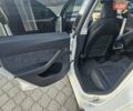 Білий Тесла Model Y, об'ємом двигуна 0 л та пробігом 26 тис. км за 28000 $, фото 12 на Automoto.ua