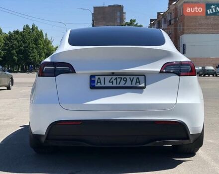 Белый Тесла Model Y, объемом двигателя 0 л и пробегом 7 тыс. км за 33600 $, фото 3 на Automoto.ua