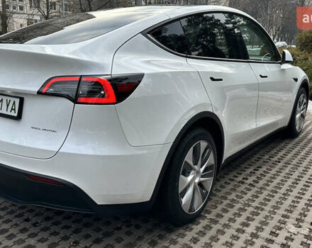 Белый Тесла Model Y, объемом двигателя 0 л и пробегом 20 тыс. км за 34900 $, фото 6 на Automoto.ua