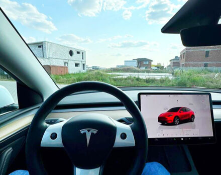 Білий Тесла Model Y, об'ємом двигуна 0 л та пробігом 21 тис. км за 30500 $, фото 11 на Automoto.ua