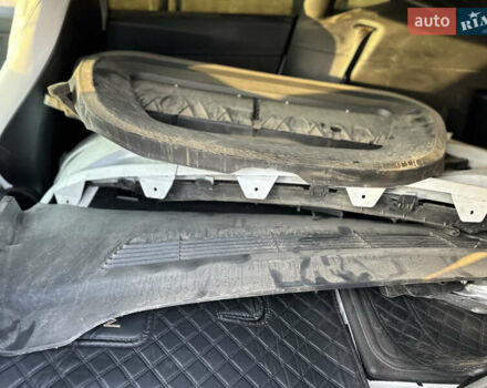 Белый Тесла Model Y, объемом двигателя 0 л и пробегом 96 тыс. км за 18290 $, фото 11 на Automoto.ua