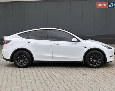 Белый Тесла Model Y, объемом двигателя 0 л и пробегом 41 тыс. км за 29900 $, фото 6 на Automoto.ua