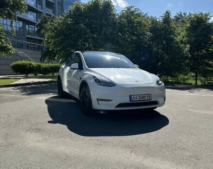 Белый Тесла Model Y, объемом двигателя 0 л и пробегом 8 тыс. км за 34999 $, фото 1 на Automoto.ua