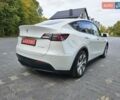 Тесла Model Y 2023 в Тернополе на Automoto.ua Белый Тесла Model Y, объемом двигателя 0 л и пробегом 36 тыс. км за 28000 $, фото 6 на Automoto.ua