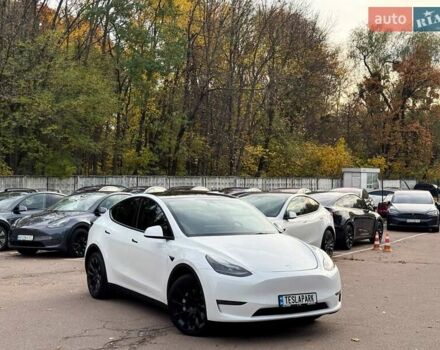 Белый Тесла Model Y, объемом двигателя 0 л и пробегом 89 тыс. км за 30999 $, фото 1 на Automoto.ua
