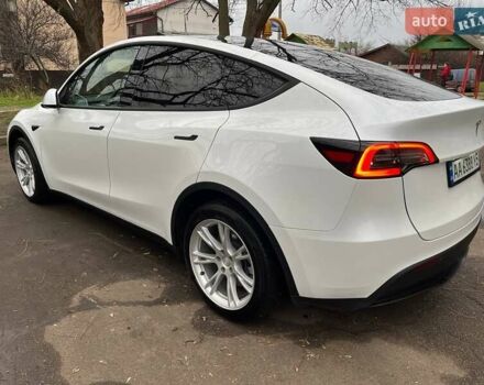Белый Тесла Model Y, объемом двигателя 0 л и пробегом 39 тыс. км за 29500 $, фото 6 на Automoto.ua