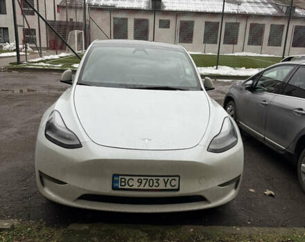 Білий Тесла Model Y, об'ємом двигуна 0 л та пробігом 27 тис. км за 27500 $, фото 9 на Automoto.ua