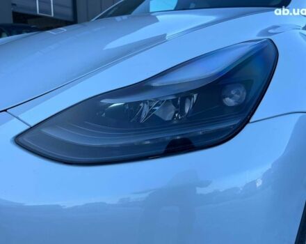 Белый Тесла Model Y, объемом двигателя 0 л и пробегом 13 тыс. км за 33190 $, фото 29 на Automoto.ua
