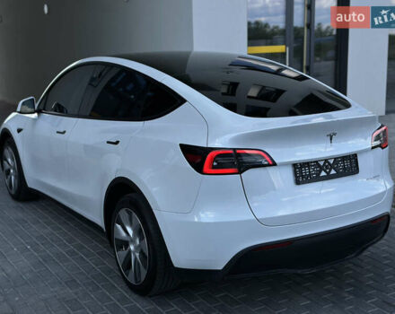 Белый Тесла Model Y, объемом двигателя 0 л и пробегом 36 тыс. км за 25500 $, фото 4 на Automoto.ua