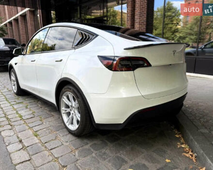 Белый Тесла Model Y, объемом двигателя 0 л и пробегом 49 тыс. км за 23000 $, фото 2 на Automoto.ua