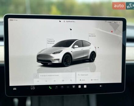 Белый Тесла Model Y, объемом двигателя 0 л и пробегом 24 тыс. км за 32800 $, фото 17 на Automoto.ua