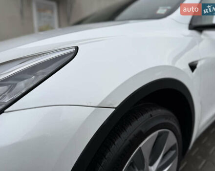 Білий Тесла Model Y, об'ємом двигуна 0 л та пробігом 37 тис. км за 25500 $, фото 14 на Automoto.ua