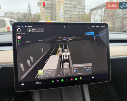 Белый Тесла Model Y, объемом двигателя 0 л и пробегом 53 тыс. км за 28800 $, фото 29 на Automoto.ua