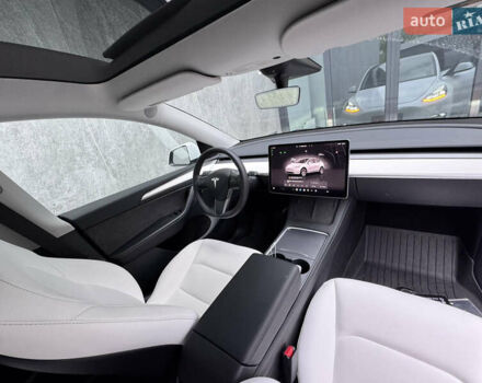 Белый Тесла Model Y, объемом двигателя 0 л и пробегом 41 тыс. км за 25500 $, фото 12 на Automoto.ua