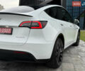Белый Тесла Model Y, объемом двигателя 0 л и пробегом 45 тыс. км за 35500 $, фото 27 на Automoto.ua