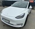 Белый Тесла Model Y, объемом двигателя 0 л и пробегом 63 тыс. км за 20000 $, фото 1 на Automoto.ua