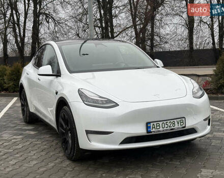 Белый Тесла Model Y, объемом двигателя 0 л и пробегом 53 тыс. км за 28800 $, фото 3 на Automoto.ua