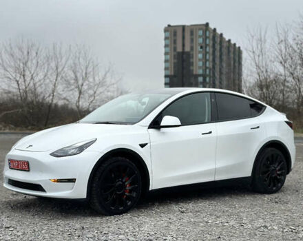 Білий Тесла Model Y, об'ємом двигуна 0 л та пробігом 76 тис. км за 29000 $, фото 2 на Automoto.ua