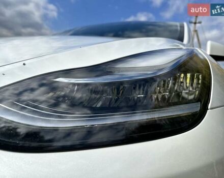 Тесла Model Y 2023 в Тернополе на Automoto.ua Белый Тесла Model Y, объемом двигателя 0 л и пробегом 44 тыс. км за 28700 $, фото 8 на Automoto.ua