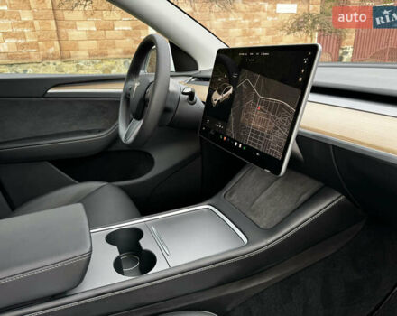 Белый Тесла Model Y, объемом двигателя 0 л и пробегом 8 тыс. км за 30400 $, фото 19 на Automoto.ua