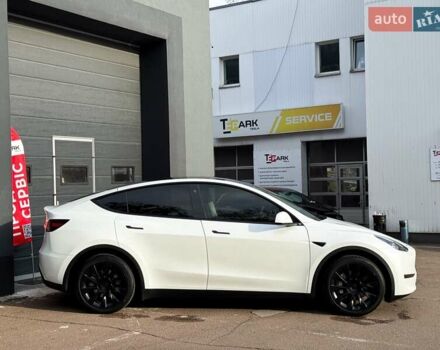 Белый Тесла Model Y, объемом двигателя 0 л и пробегом 89 тыс. км за 30999 $, фото 10 на Automoto.ua