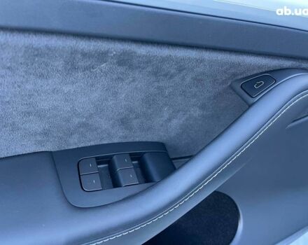 Белый Тесла Model Y, объемом двигателя 0 л и пробегом 13 тыс. км за 33190 $, фото 23 на Automoto.ua