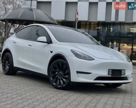 Білий Тесла Model Y, об'ємом двигуна 0 л та пробігом 27 тис. км за 28500 $, фото 11 на Automoto.ua