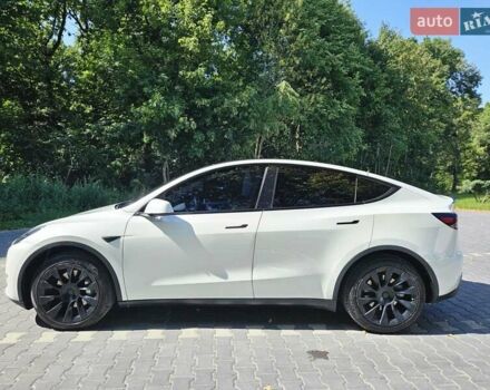Белый Тесла Model Y, объемом двигателя 0 л и пробегом 108 тыс. км за 24600 $, фото 8 на Automoto.ua