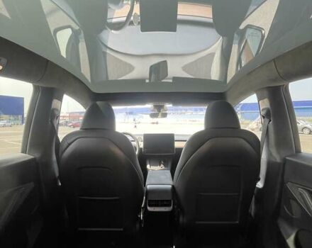 Білий Тесла Model Y, об'ємом двигуна 0 л та пробігом 75 тис. км за 33500 $, фото 26 на Automoto.ua