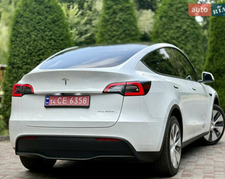 Белый Тесла Model Y, объемом двигателя 0 л и пробегом 72 тыс. км за 24750 $, фото 5 на Automoto.ua