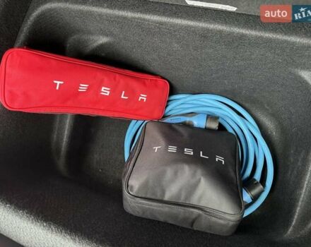 Белый Тесла Model Y, объемом двигателя 0 л и пробегом 59 тыс. км за 31490 $, фото 22 на Automoto.ua