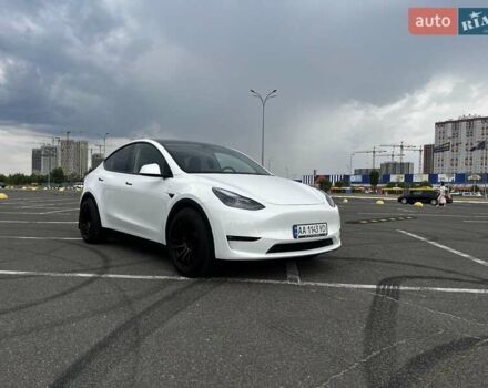 Белый Тесла Model Y, объемом двигателя 0 л и пробегом 21 тыс. км за 28500 $, фото 4 на Automoto.ua