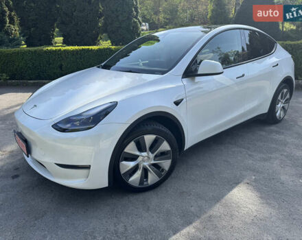 Белый Тесла Model Y, объемом двигателя 0 л и пробегом 24 тыс. км за 32500 $, фото 18 на Automoto.ua